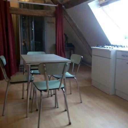 Studio Dans Un Cadre Champetre Moiry Exteriör bild
