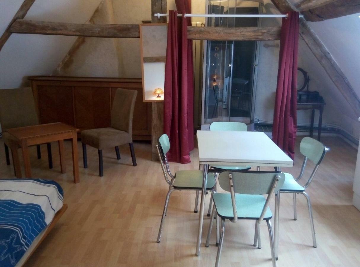 Studio Dans Un Cadre Champetre Moiry Exteriör bild